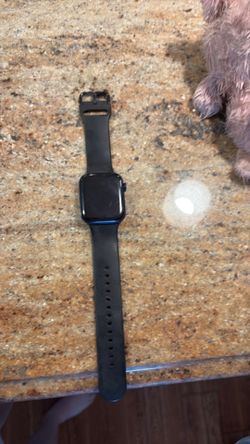Apple Watch Series 6 44mm GPS + Cellular – Black