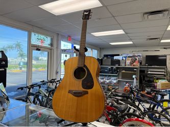 Yamaha FG800 Acoustic Guitar ~ natural