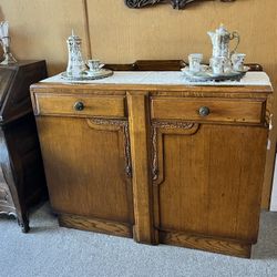 Vintage Buffet Credenza Sideboard Solid Wood Oak Excellent Condition  