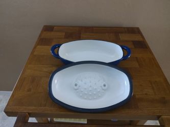 Kitchen Aid Enameled Cast Iron  Casserole Dish With Lid