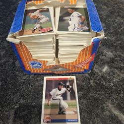 1992 UPPER DECK BASEBALL CARDS LOOSE BUNDLE 