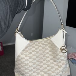 MK SHOULDER BAG