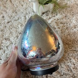 Chic reflective teardrop-shaped humidifier essential oil lamp