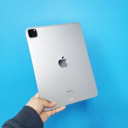 iPad Pro 12.9” 4th 2020 | $5 Down | Afterpay