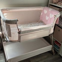 Baby Girl Bassinet & Blankets/ covers