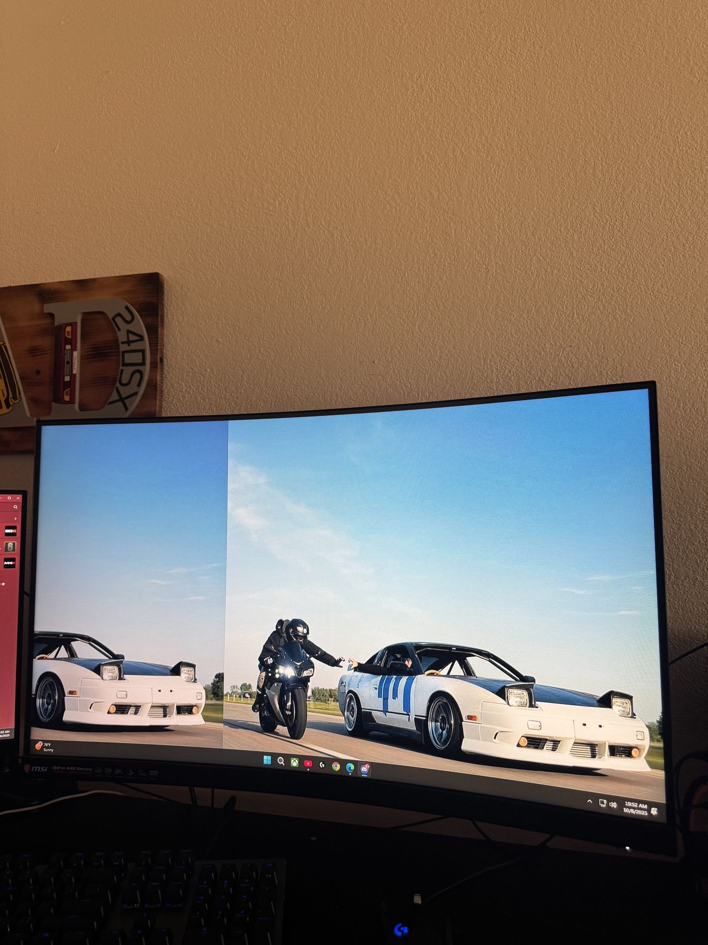 MSI G32 Curved Monitor
