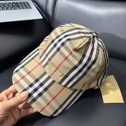 Burberry hat