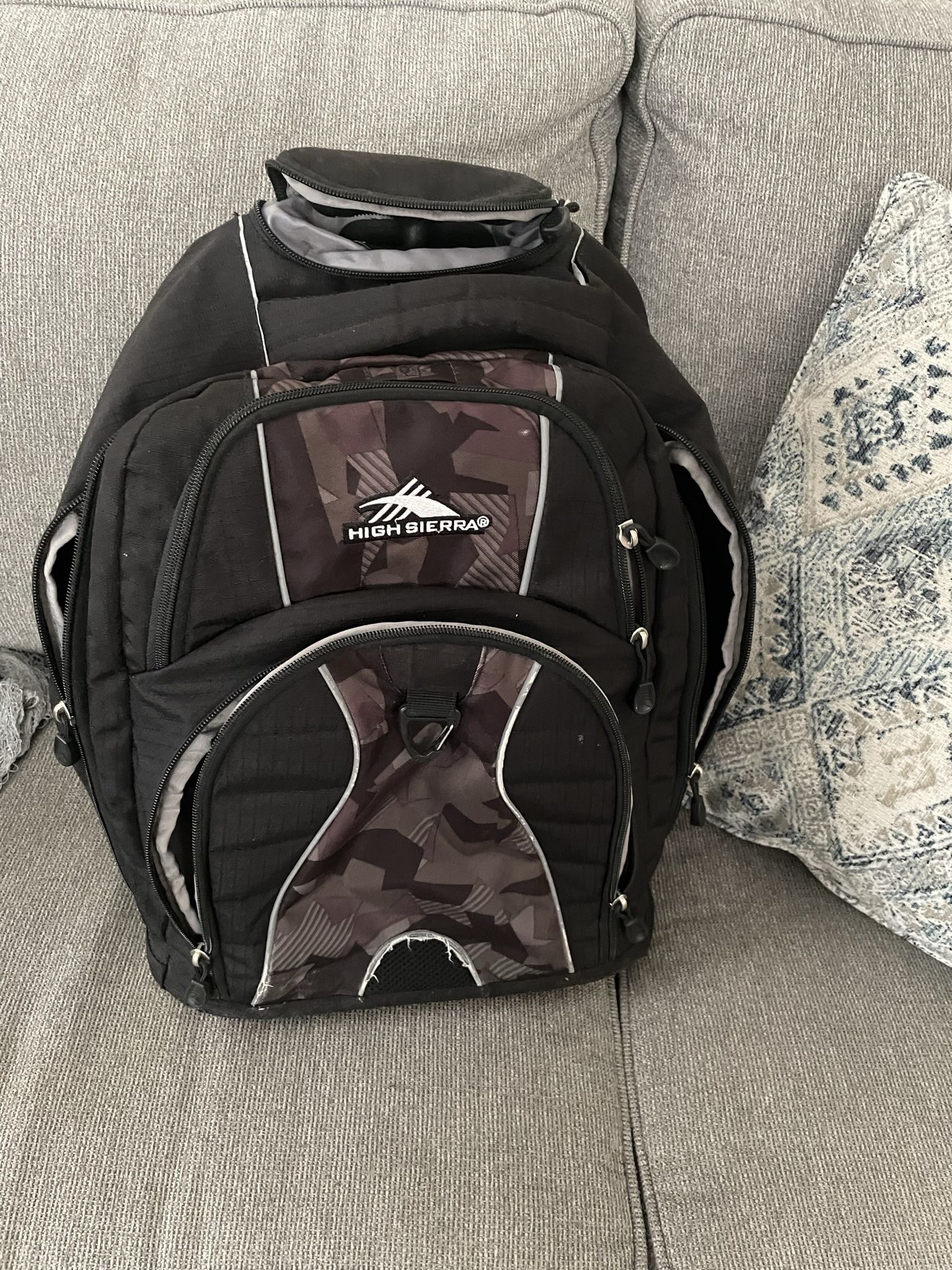 High Sierra Wheel Backpack