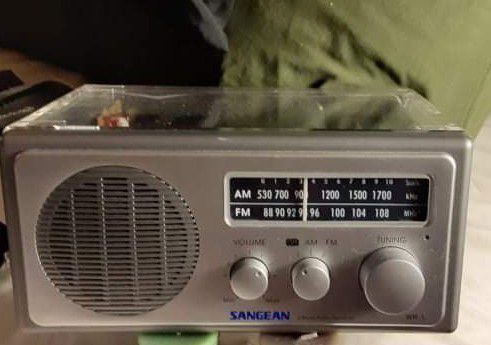 Sangean Analog AM/FM Clear Table Top Radio