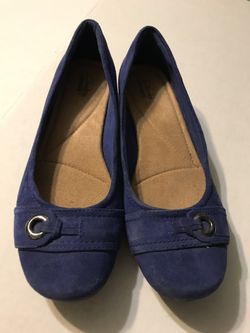 Clark’s women’s flat shoes blue