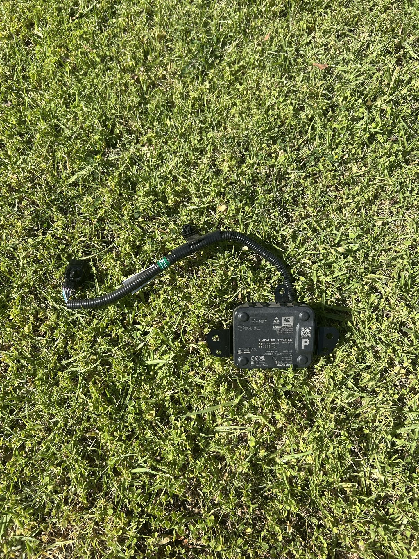 Toyota Lexus Cruise Control Radar Distance Sensor 88210–48150 OEM Wire Harness