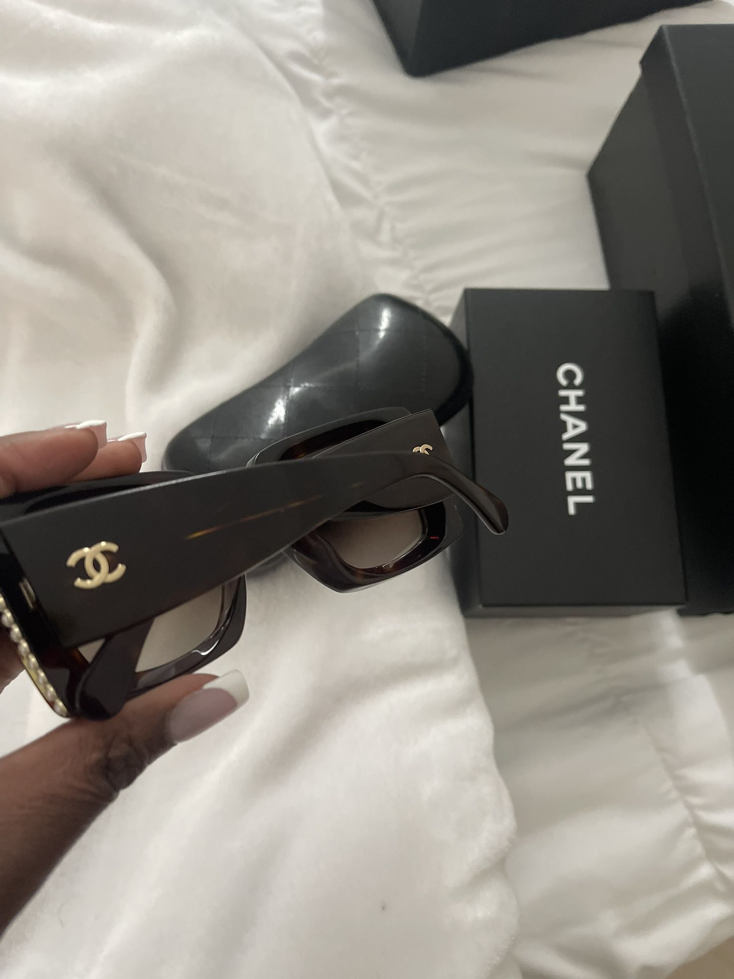 Chanel Sunglasses On Sale Up to 80% Off