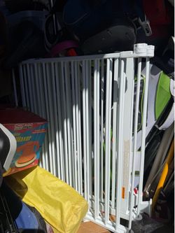 Regalo 2-in-1 Super Wide Baby or Pet Gate and Play Yard