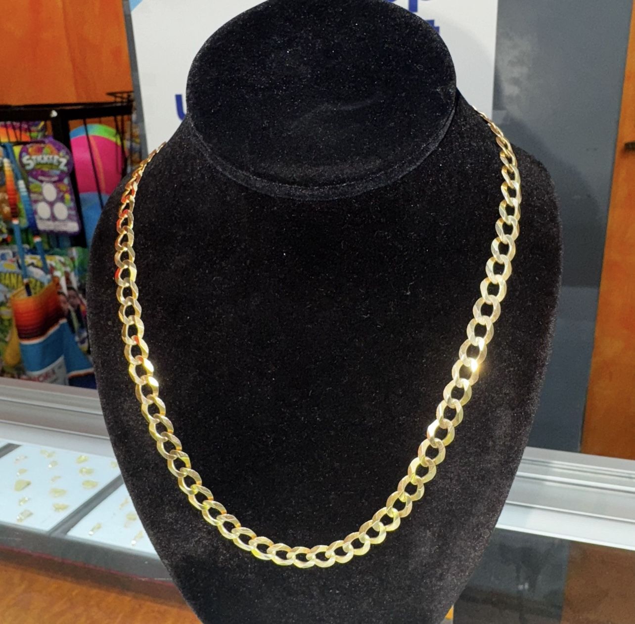 Gold Cuban