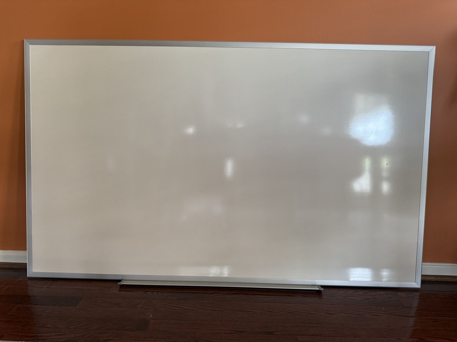 Whiteboard 60x36 Inches