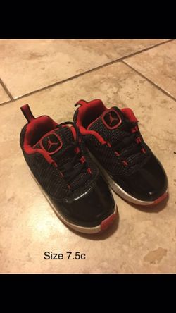 Boys Jordan’s size 7.5c