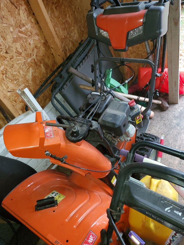 Husqvarna 24" Snow Blower All Bells And Whistles!!