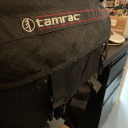 Tamrac Camera or Media Shoulder Bag