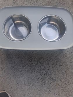 Animal bowls