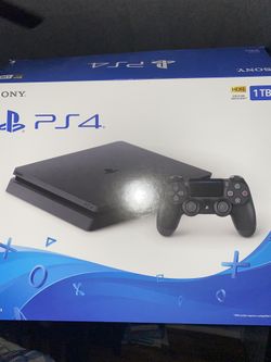 Ps4 1TB great condition also comes with wireless turtle beach headset