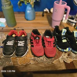 Tenis shoes numero 13