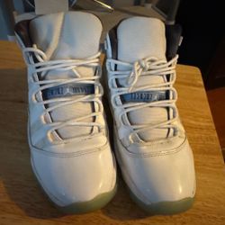 Jordan 11 Retro size 5 Y