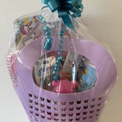 EASTER BASKETS