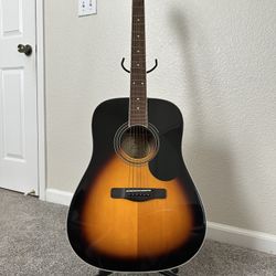 Greg Bennett Design Model GD-100SPK/VS + Steel Capo, Tuning tool & accessories.