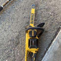 Dewalt Chainsaw Motosierra 