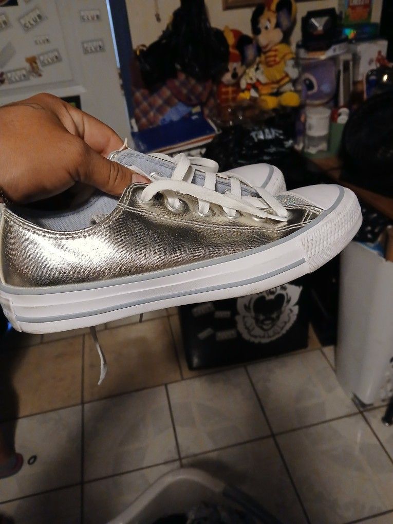 Chuck Taylor all-star sparkle converse