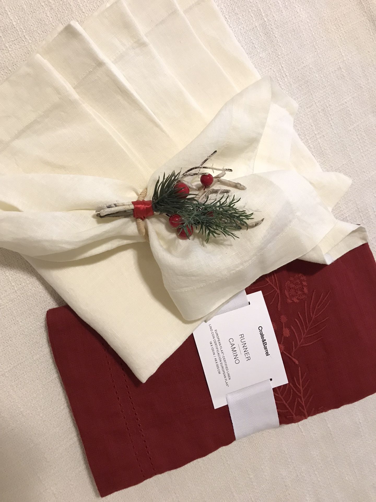 Table Linens For Up To 6 + Runner 18x120”