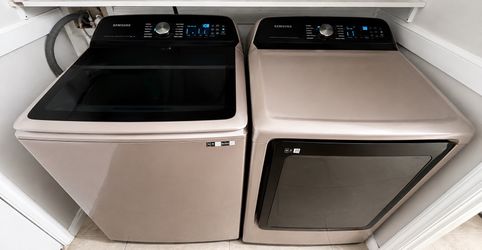 Samsung Washer & Dryer Set - Works Great!