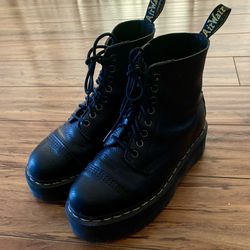 Doc Marten Sinclair 