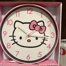 Hello Kitty Clock