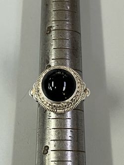 Vintage Sterling Silver .925 Black Onyx Ladies Ring - Size 6.5