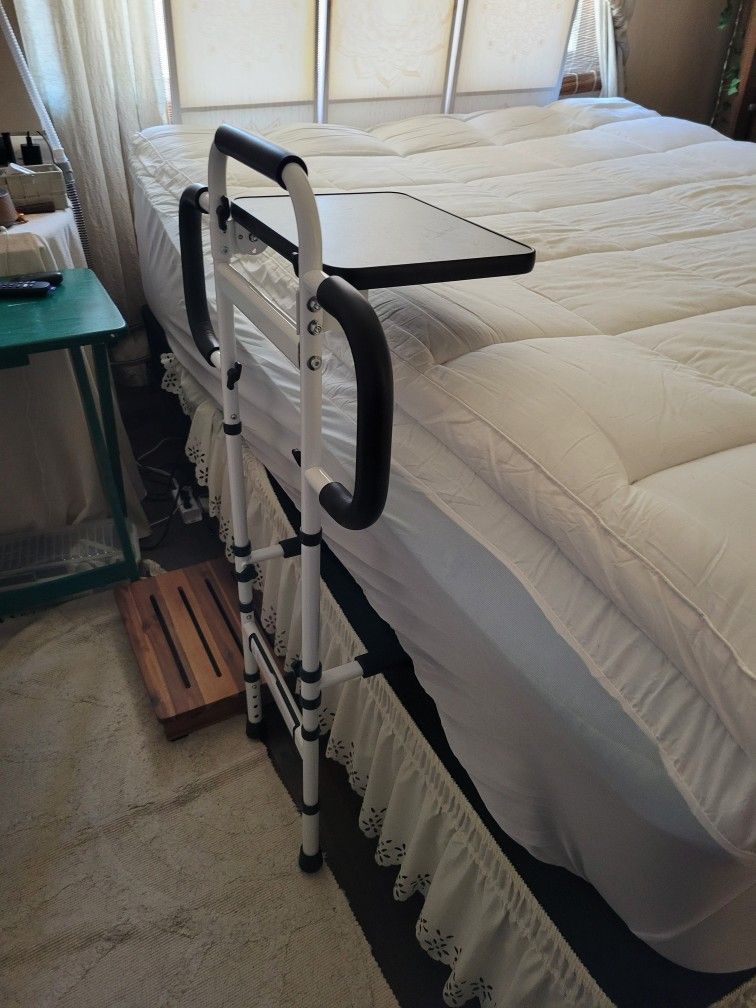 Senior Bedside Assist Rail
