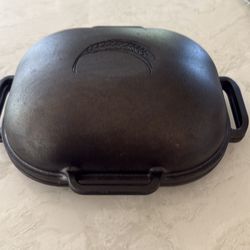 Challenger cast iron bread pan