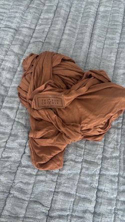 Tuck and bundle for baby