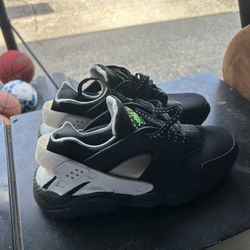 Nike Huaraches 