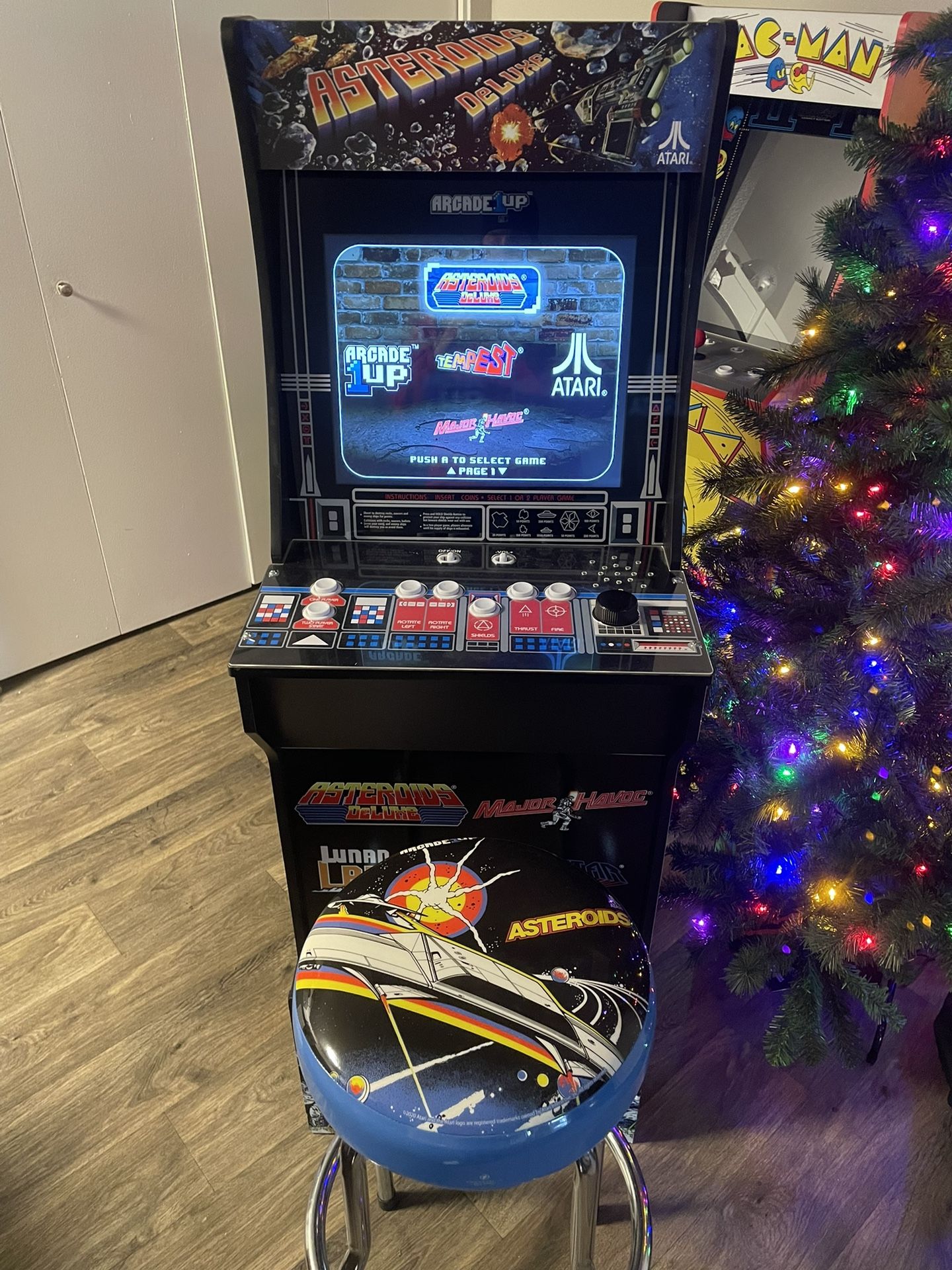 Asteroids Arcade 1Up