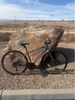 Diamondback Clarity 3 Disc Hybrid/Road Bike Size Small-Ready To Ride!