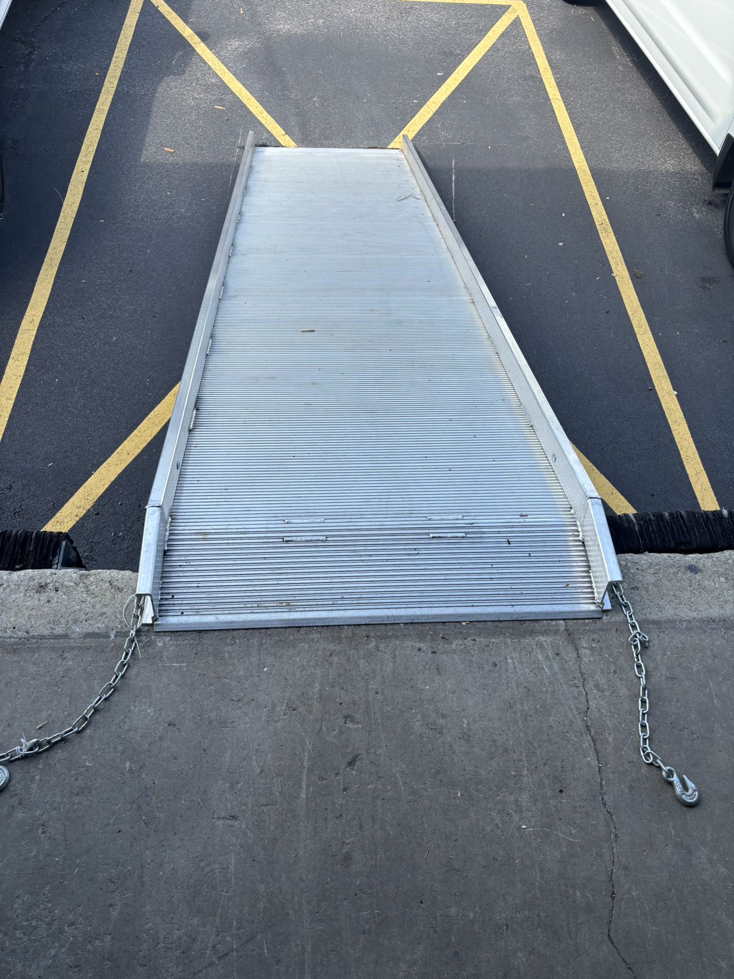 Uline Aluminum Walk Ramp – Heavy Duty, Like New