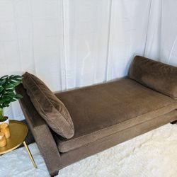 Crate & Barrel Marlowe Chaise Daybed Couch 3-Seater FREE DELIVERY 