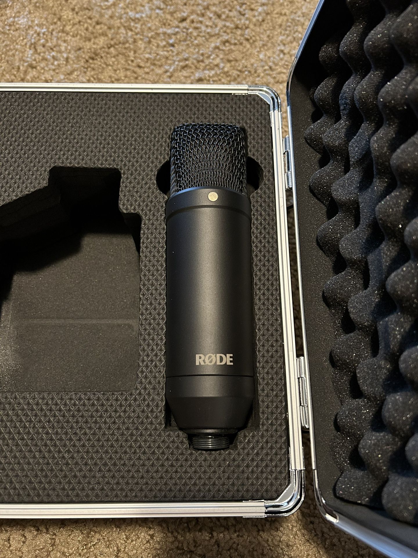 Rode NT1 Mic