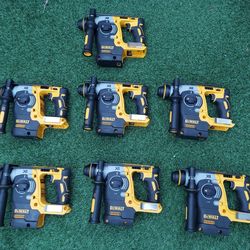 New Dewalt XR 1" SDS-PLUS L-Shape Rotary Hammer Drill 20V  Tool only