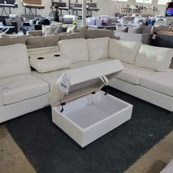 Leather Cupholder Sectional With Free Ottoman ( Ask For Jose)