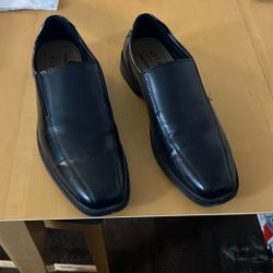 Free Men’s Dress Shoes 10 1/2 