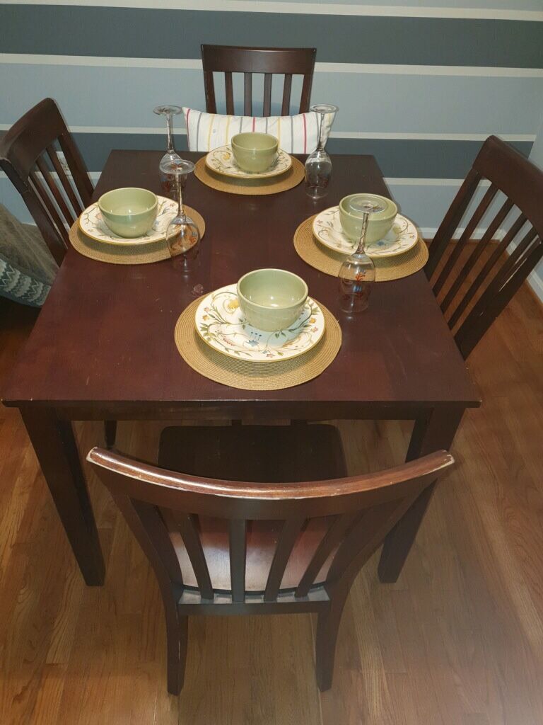 Dining/kitchen table (need it to go for space)