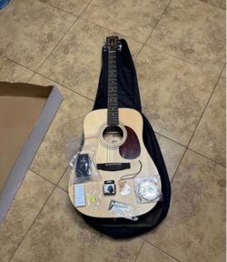 Cort 6 String Acoustic Guitar Pack, Right, Open Pore, Full (EARTHPACKOP- A)