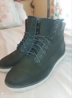Size 8 Timberland ReBotl vintage women's